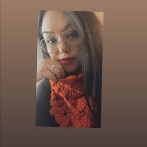 Meet your Posher, Jazmin